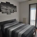 Veronica\'S Home