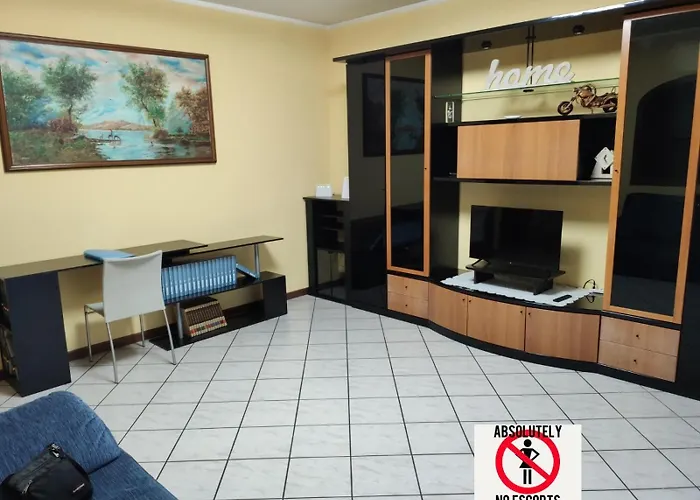 Veronica\'S Home